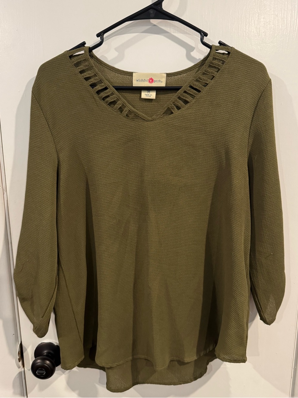 Wishful Park size MEDIUM olive green blouse top lightweight